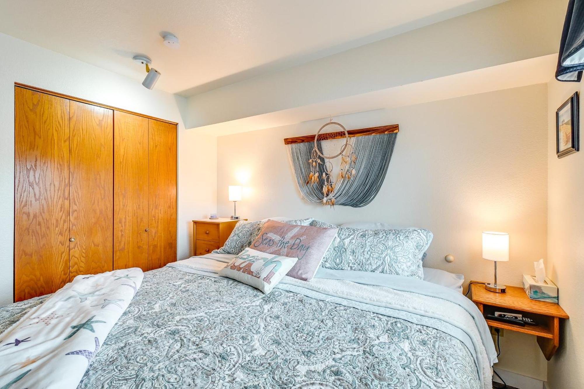 Ocean Shores Condo With Balcony Less Than 1 Mi To Beach! エクステリア 写真